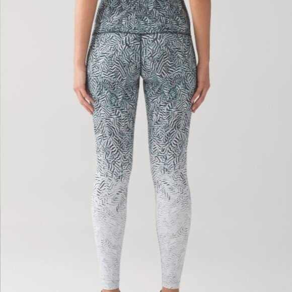 Lululemon Wunder Under Pant (Hi-Rise) (Dazzle Nulux) Dazzle Wunder Under Size 2 - Picture 2 of 12